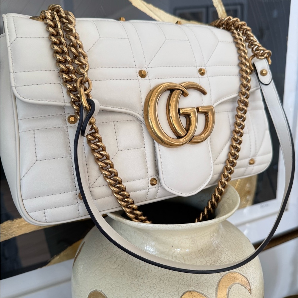 Gucci studded Bag! EUC